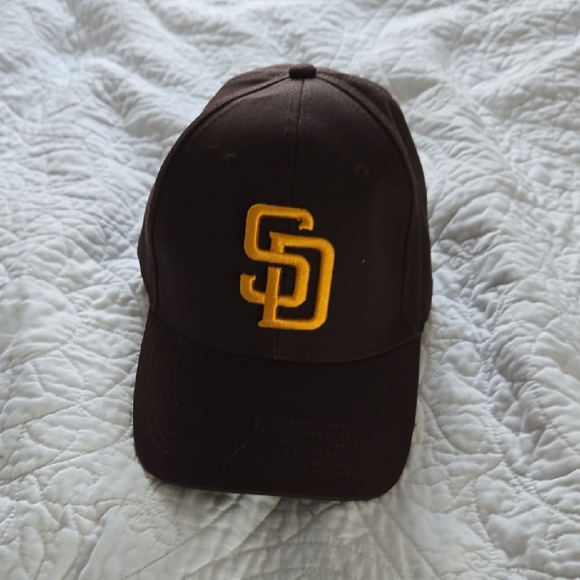 Brown and Gold Padres Baseball Cap - Picture 1 of 5